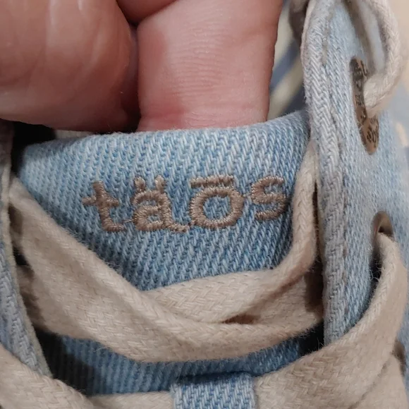 Taos Footwear Star size 11 lace up sneakers - Picture 8 of 11